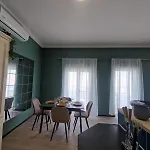 Bright 2-bedroom Seaview - Lejlighed *