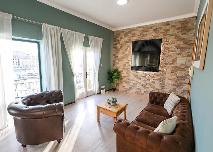 Daire Bright 2-bedroom Seaview - Senglea